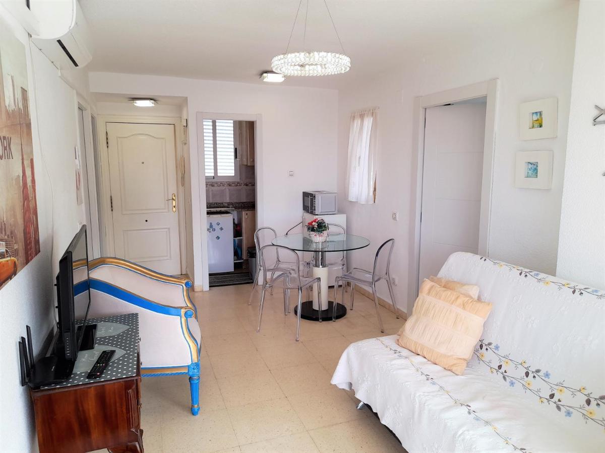 Agustina Apartment In Rincon De Loix -Free Parking, Wi-Fi, Pool, New Air Conditioning, Sea View 貝尼多姆 外观 照片